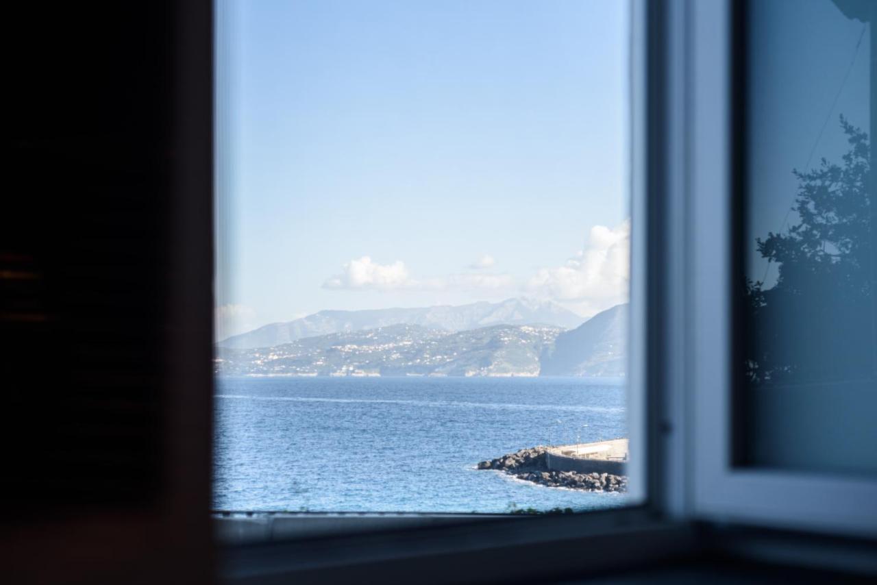 A Fenestella Caprese - Vista Mare Appartement Capri Buitenkant foto
